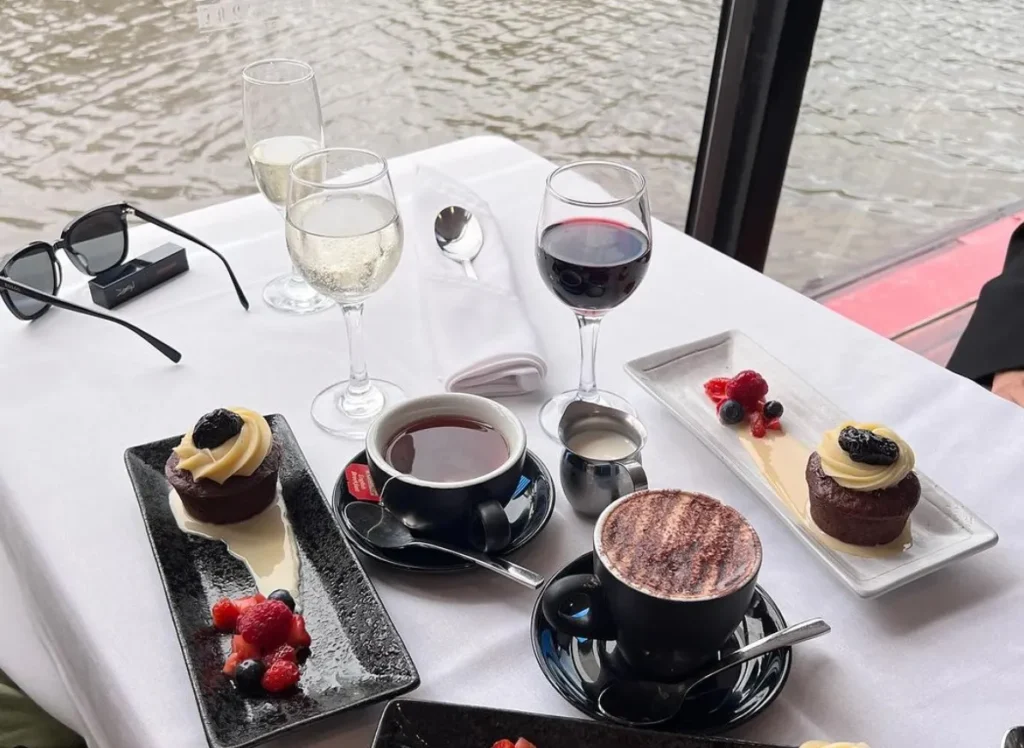 Spirit Of Melbourne Cruising Restaurant